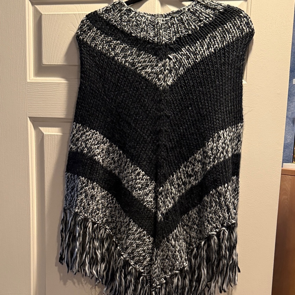 Kenneth Cole Black and Gray Knit Poncho